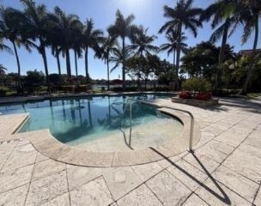 4241 San Marino Boulevard - Photo Thumbnail 12