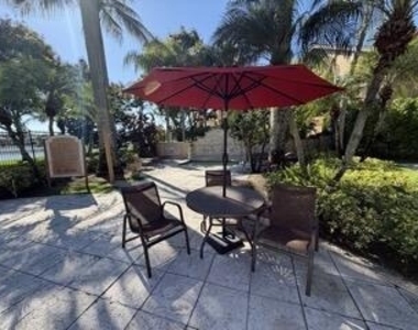 4241 San Marino Boulevard - Photo Thumbnail 13