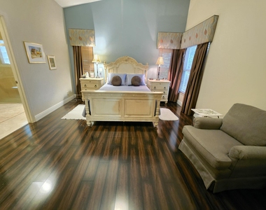 7172 Catalina Way - Photo Thumbnail 10