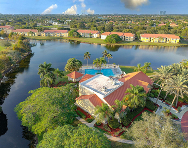 12730 Vista Isles Drive - Photo Thumbnail 33