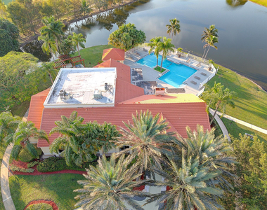 12730 Vista Isles Drive - Photo Thumbnail 32