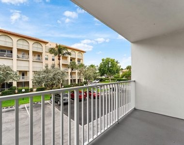 1111 S Ocean Boulevard - Photo Thumbnail 7