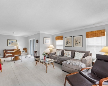 1111 S Ocean Boulevard - Photo Thumbnail 4