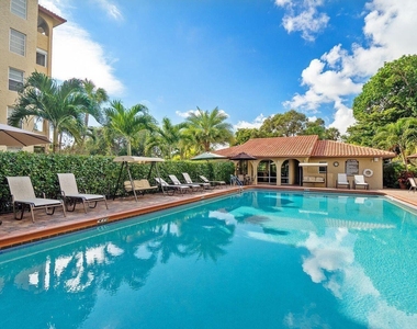 1111 S Ocean Boulevard - Photo Thumbnail 27