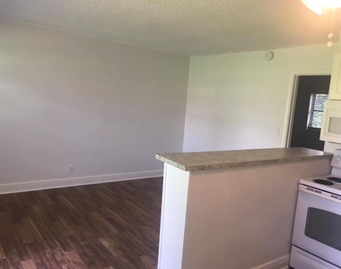 5156 Ne 6th Avenue - Photo Thumbnail 6