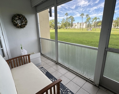 3661 Via Poinciana - Photo Thumbnail 19