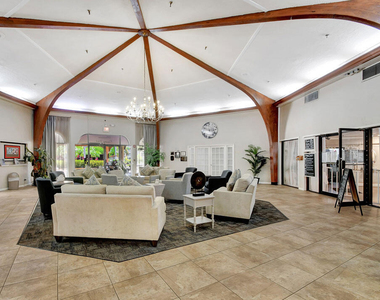3661 Via Poinciana - Photo Thumbnail 3