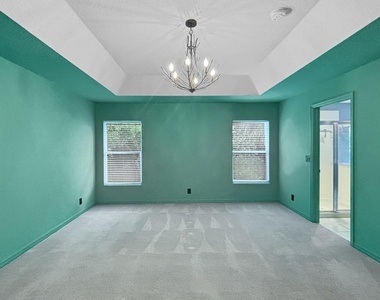 4528 Thornwood Circle - Photo Thumbnail 29