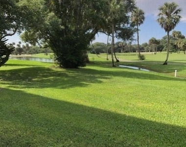 3980 Oaks Clubhouse Drive - Photo Thumbnail 28