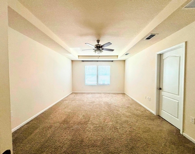 75014 Nassau Station Way - Photo Thumbnail 11