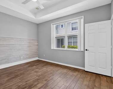 4948 Fulton - Photo Thumbnail 23