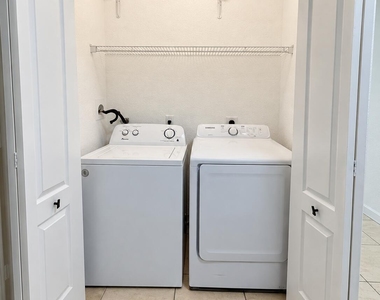 2113 Shoma Drive - Photo Thumbnail 7