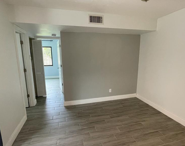 10053 Winding Lake Road - Photo Thumbnail 21