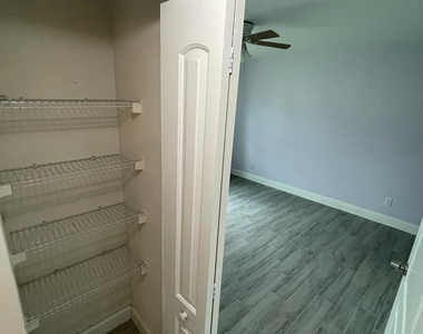 10053 Winding Lake Road - Photo Thumbnail 16