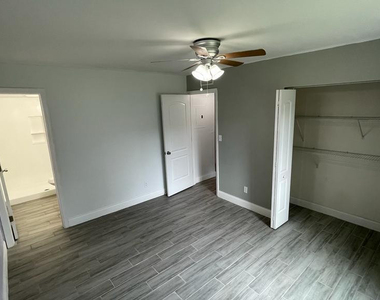 10053 Winding Lake Road - Photo Thumbnail 19