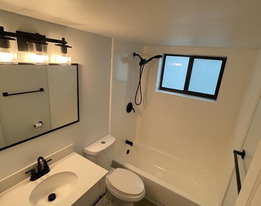 10053 Winding Lake Road - Photo Thumbnail 10