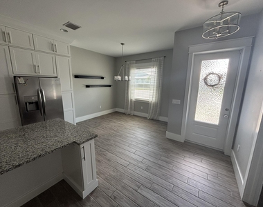 3451 Sw Loggerhead Court - Photo Thumbnail 1