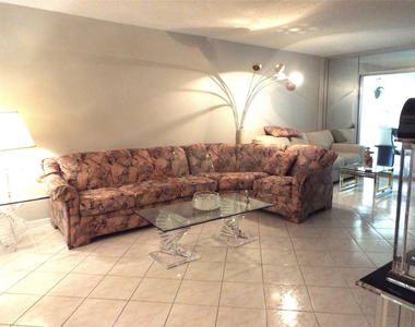 2201 Lucaya Bend - Photo Thumbnail 4