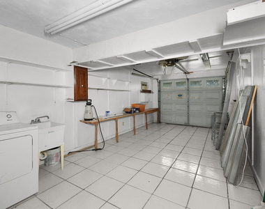 325 Nw Rebecca Avenue - Photo Thumbnail 23