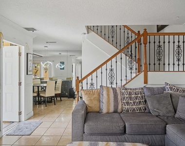 149 Lake Arbor Drive - Photo Thumbnail 5