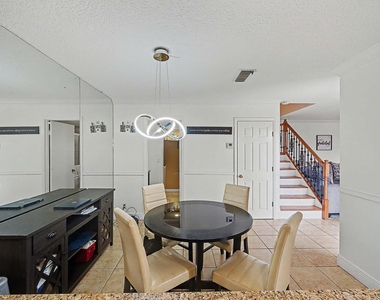 149 Lake Arbor Drive - Photo Thumbnail 9