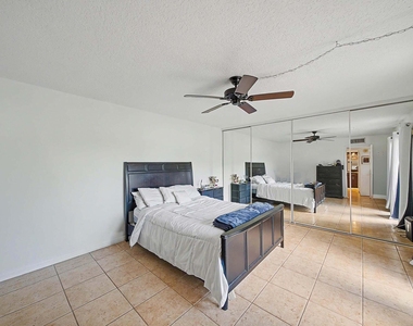 149 Lake Arbor Drive - Photo Thumbnail 29