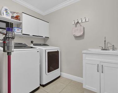 1204 Mulberry Place - Photo Thumbnail 47