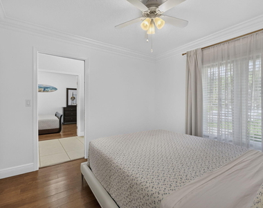 1204 Mulberry Place - Photo Thumbnail 7