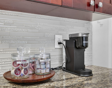 1204 Mulberry Place - Photo Thumbnail 16