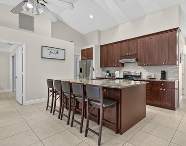 1204 Mulberry Place - Photo Thumbnail 22