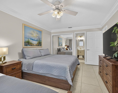 1204 Mulberry Place - Photo Thumbnail 33