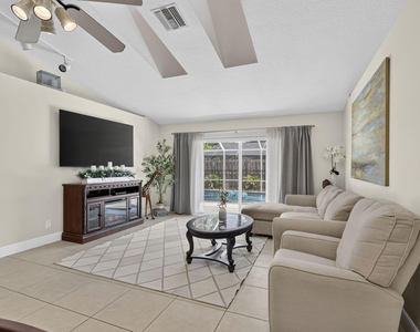 1204 Mulberry Place - Photo Thumbnail 23