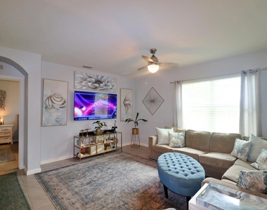 1465 Se Grapeland Avenue - Photo Thumbnail 7