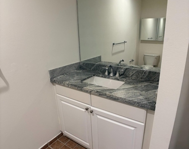 150 Se 3rd Avenue - Photo Thumbnail 17