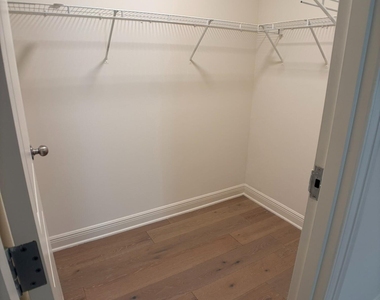 150 Se 3rd Avenue - Photo Thumbnail 24