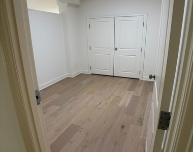 150 Se 3rd Avenue - Photo Thumbnail 12