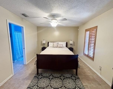 2362 Se Maslan Avenue - Photo Thumbnail 7