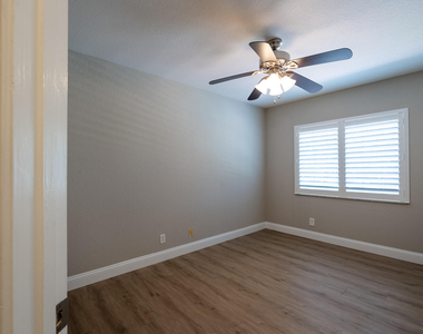 8956 Nw 38th Drive - Photo Thumbnail 23
