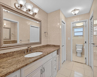 1541 S Ocean Boulevard - Photo Thumbnail 12