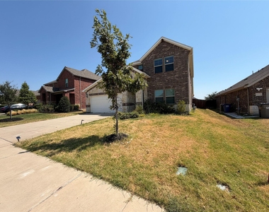 633 Cedar Springs Drive - Photo Thumbnail 1
