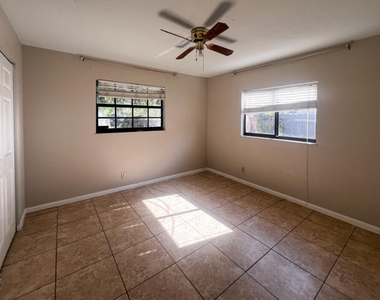 4680 Sw 19th Street - Photo Thumbnail 12