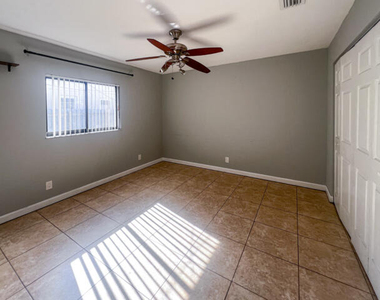 4680 Sw 19th Street - Photo Thumbnail 14