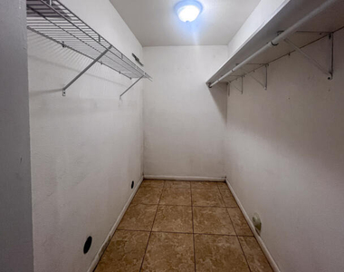 4680 Sw 19th Street - Photo Thumbnail 10