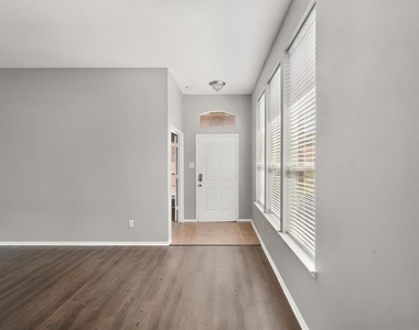 508 Ammonite Court - Photo Thumbnail 4