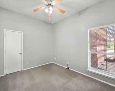 508 Ammonite Court - Photo Thumbnail 20