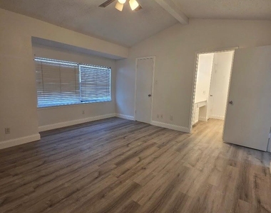 8545 Midpark Road - Photo Thumbnail 16