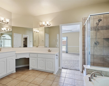 7120 Brekenridge Drive - Photo Thumbnail 14
