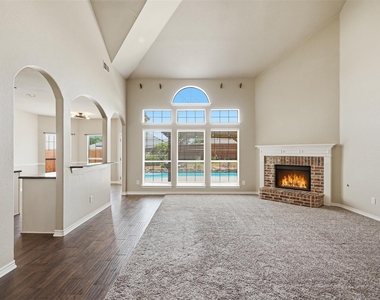 7120 Brekenridge Drive - Photo Thumbnail 8