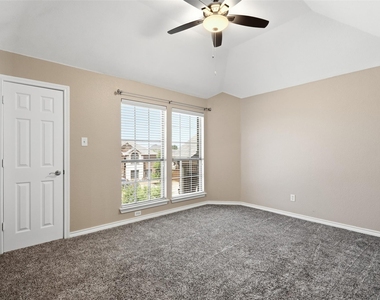 7120 Brekenridge Drive - Photo Thumbnail 19