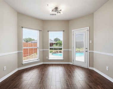 7120 Brekenridge Drive - Photo Thumbnail 10
